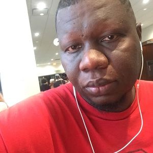 Meet your Posher, Larry